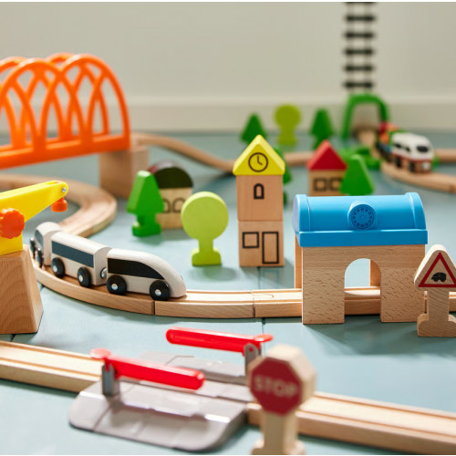 Petit train en bois
